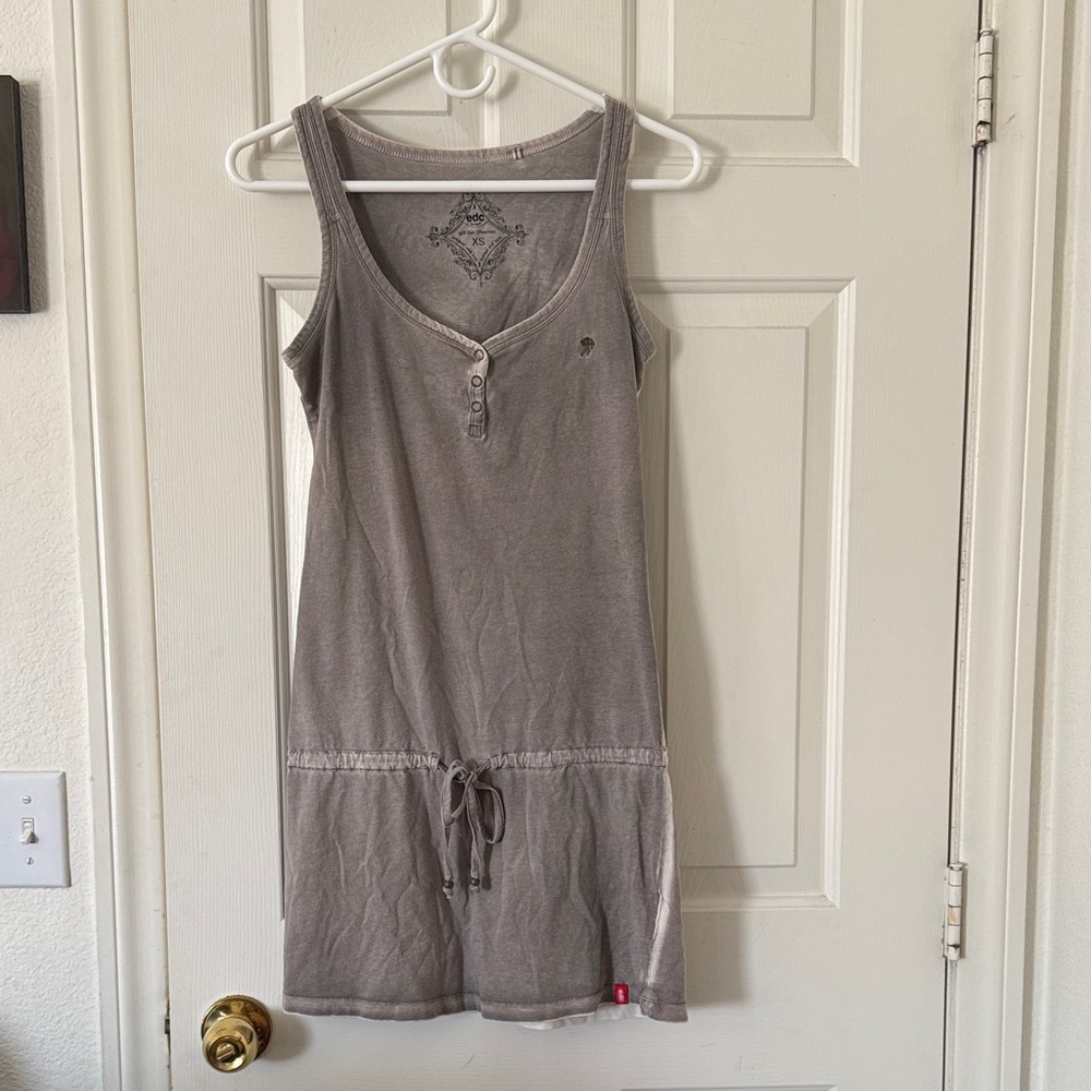 Sleeveless Mini Dress in Taupe — Casual Drawstring Style